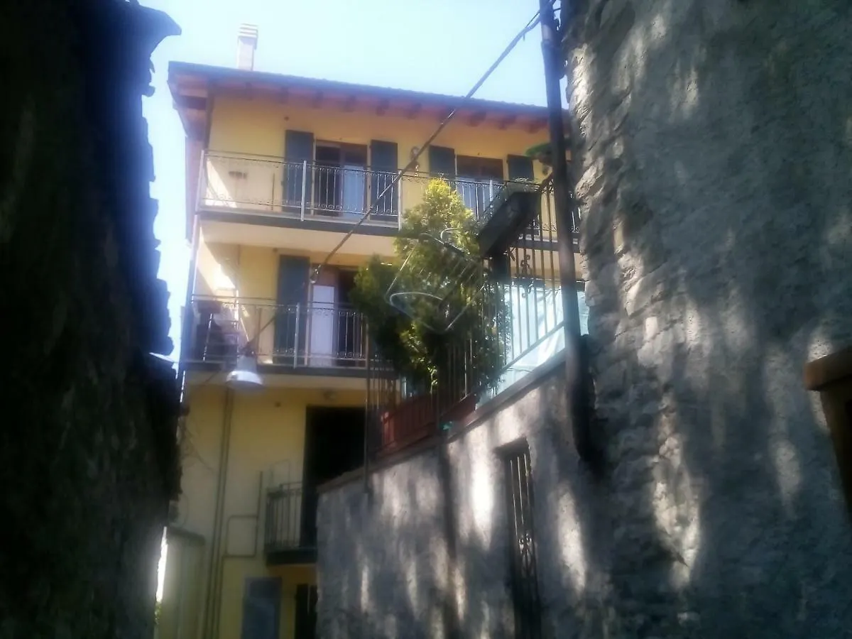 Casa Mauri Apartment Carenno 0*,